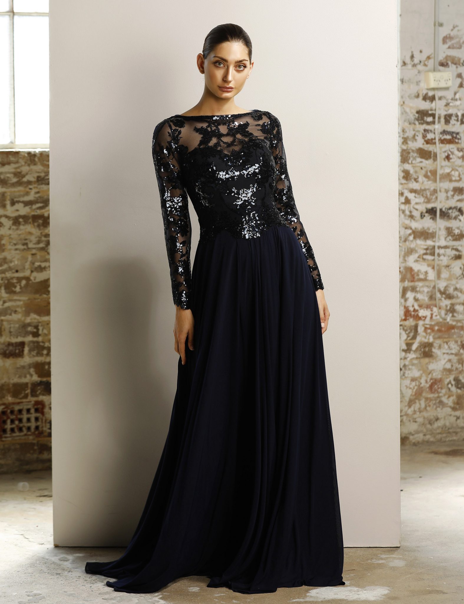 Sequin Jadore gown, size 8 & 24 Navy – Lasting Impressions