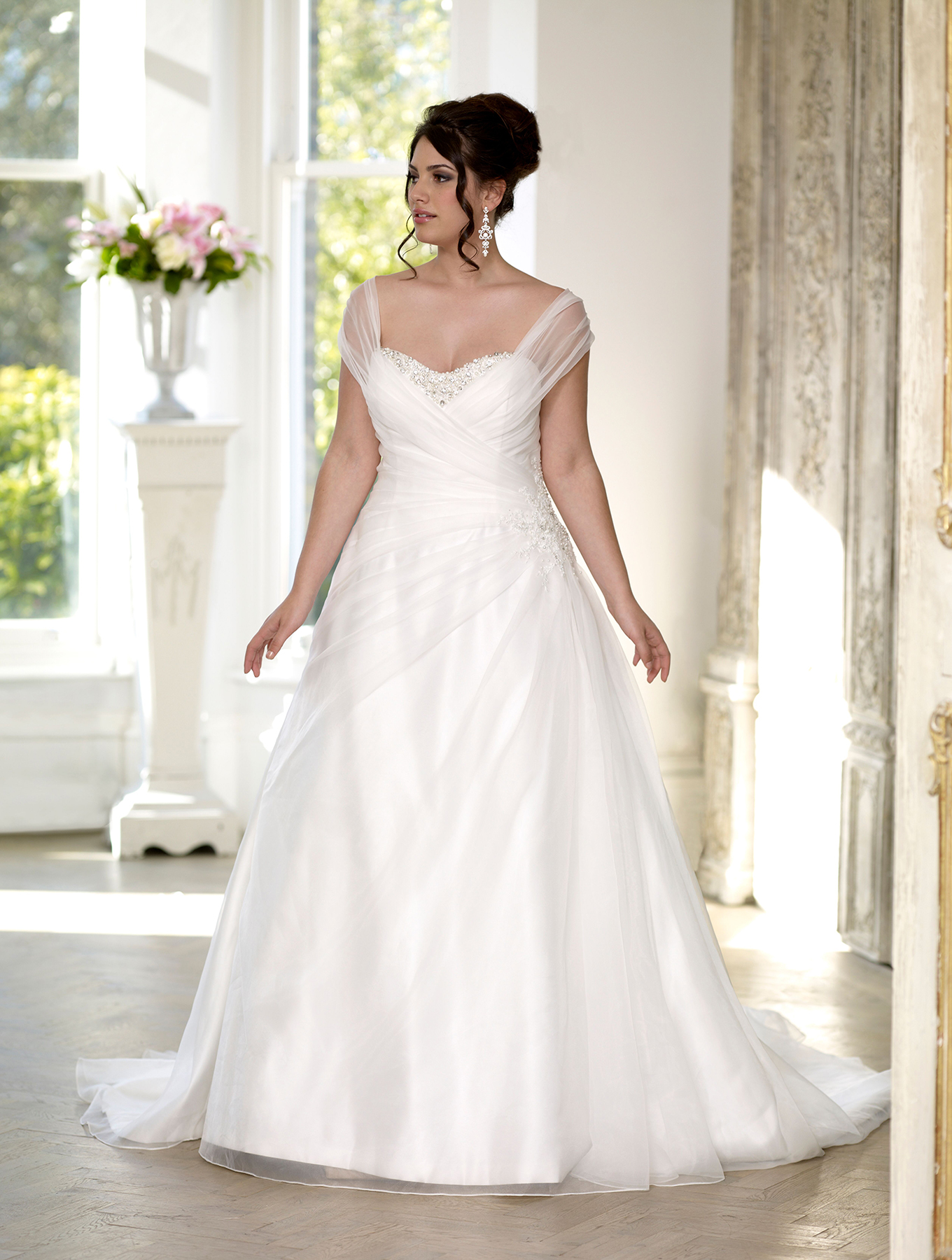 Lasting Impressions Bridal and Formal Wear