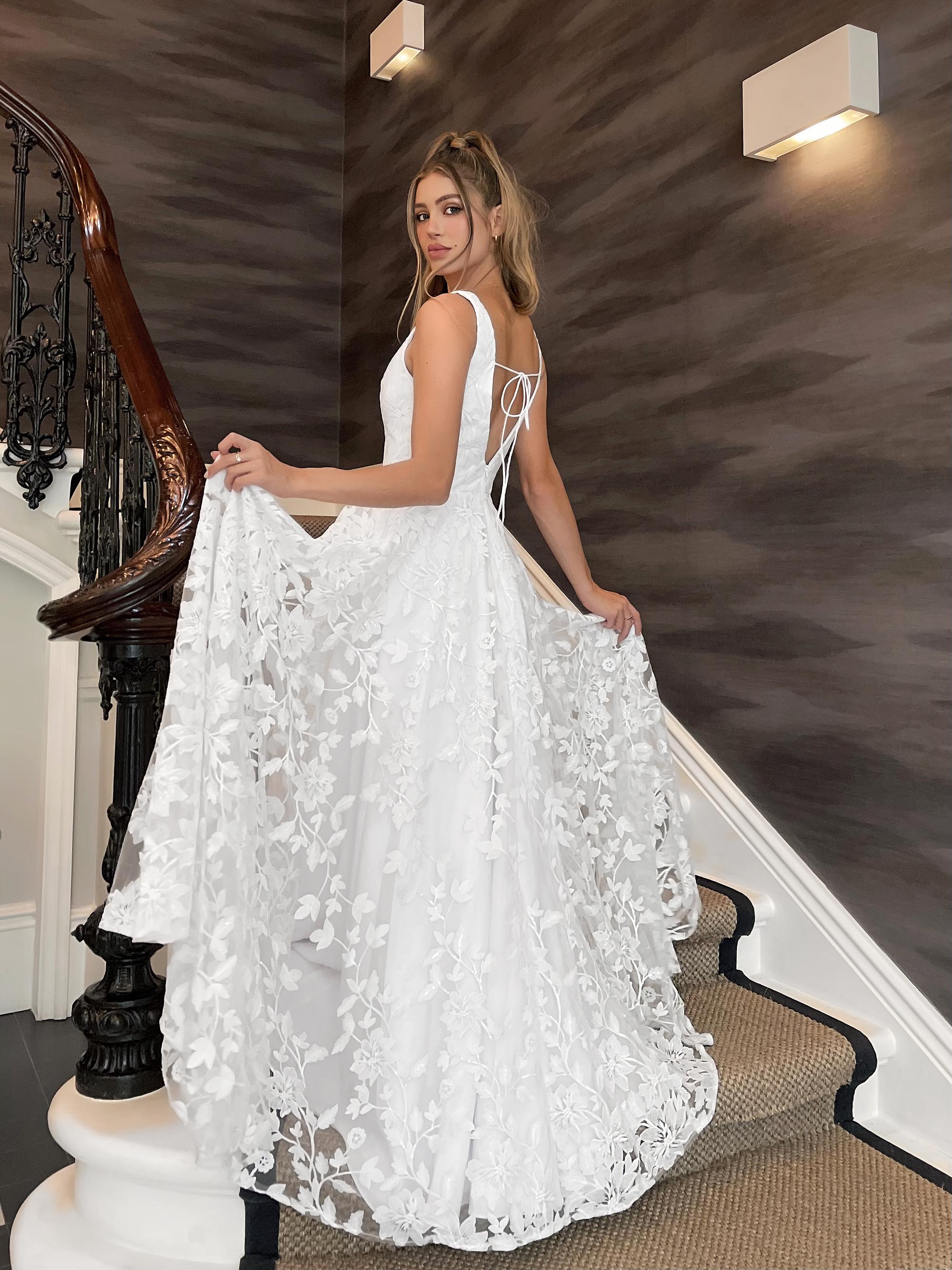 Lasting Impressions Bridal and Formal Wear
